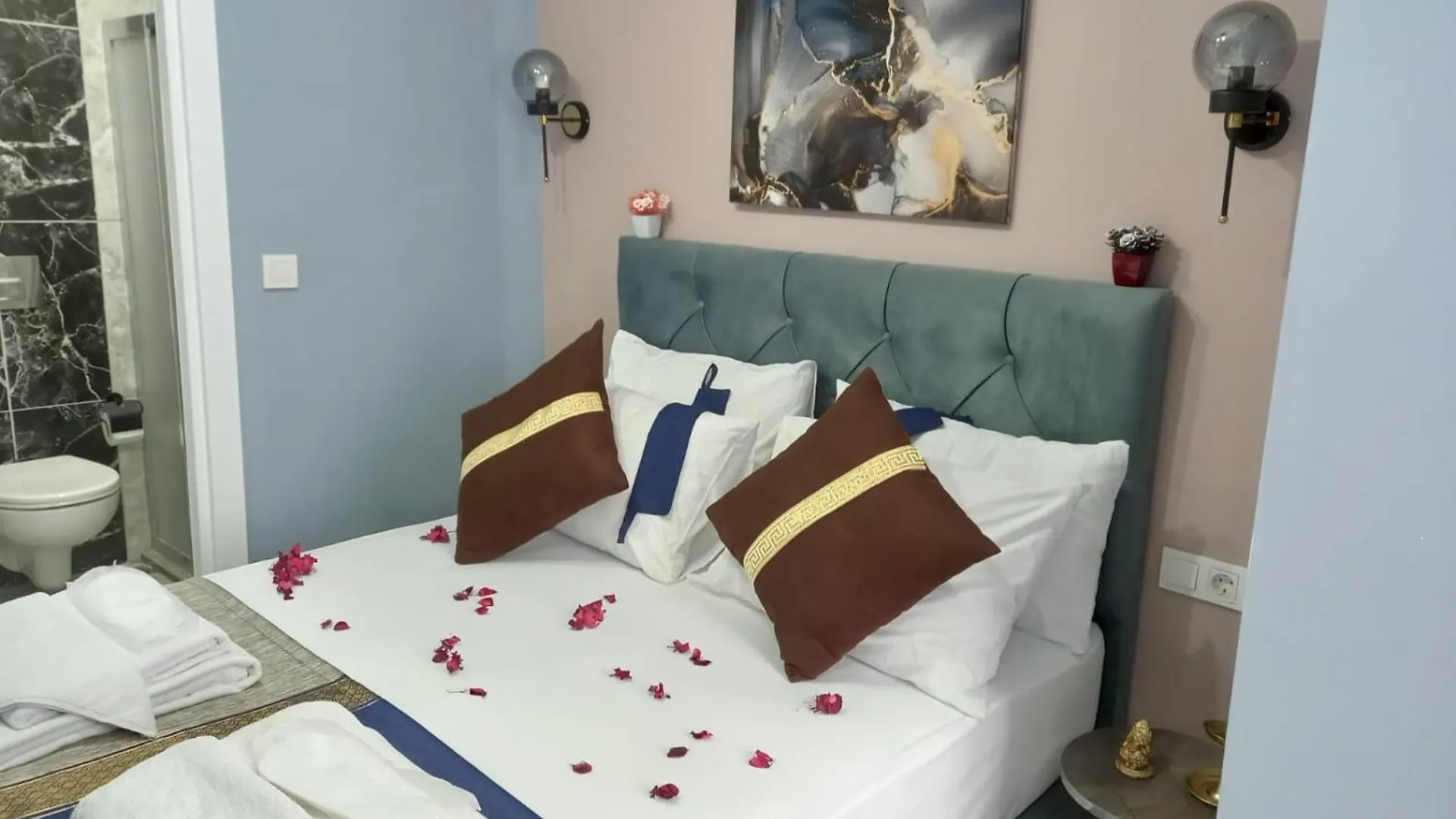 *** Bed & Breakfast Emirhan Inn Hotel, Sultanahmet Istanbul Turkey