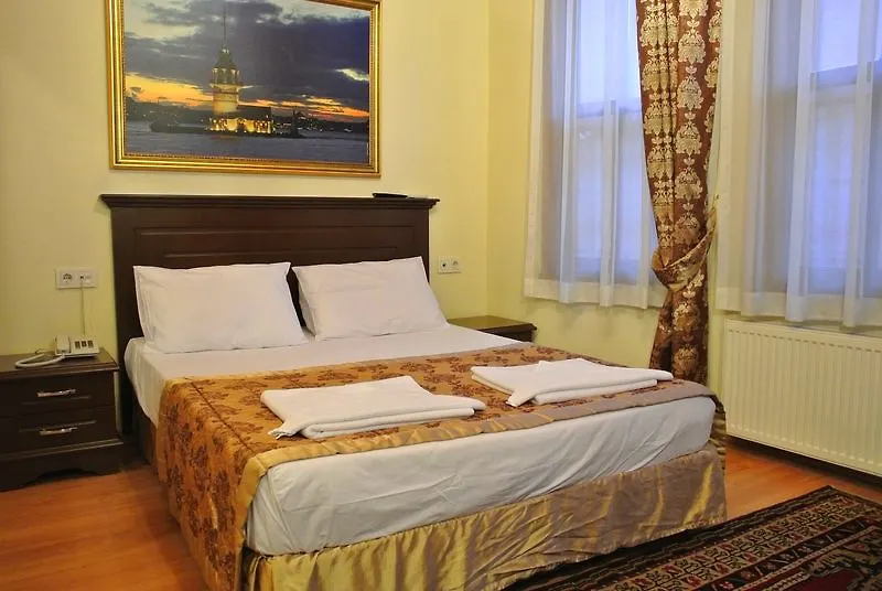 *** לינה וארוחת בוקר איסטמבול Emirhan Inn Hotel, Sultanahmet טורקיה